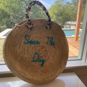 Darling Round Straw Beach Bag